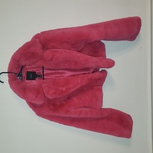 Faux fur cropped coat